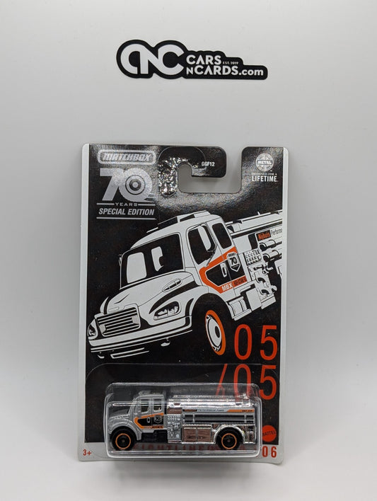 2023 Matchbox 70 Years 5/5 Freightliner M2 106