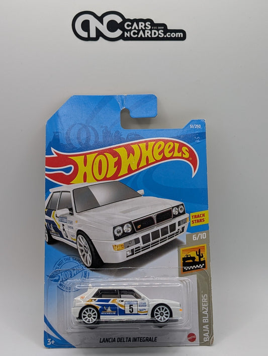 2021 Hot Wheels Baja Blazers 6/10 Lancia Delta Integrale 51/250 (Card Damage)