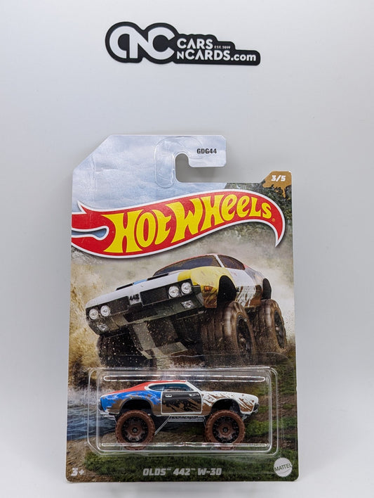 Hot Wheels Mud Runners 3/5 Olds 442 W-30 (Card Damage)