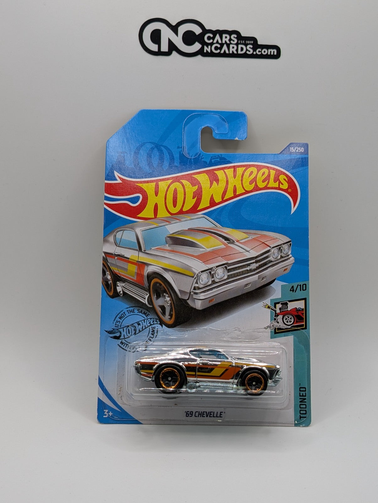 Hot Wheels Tooned 4/10 '69 Chevelle 15/250 (Card Damage)