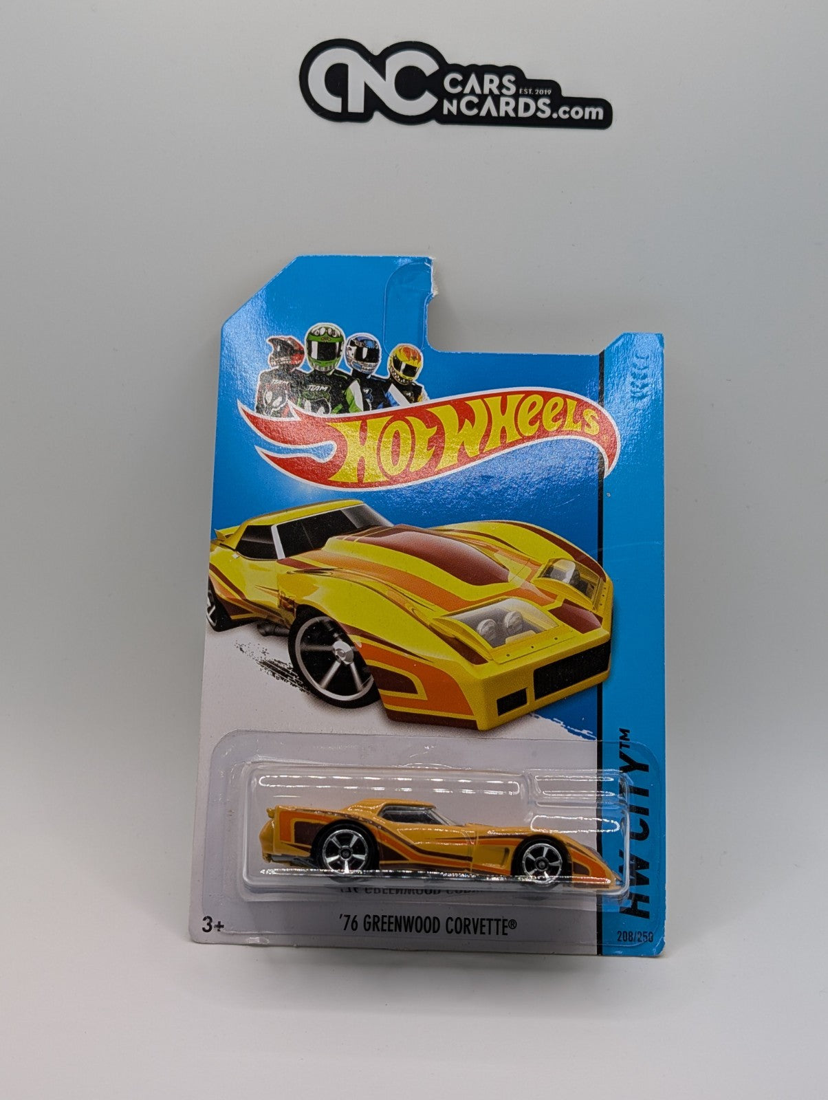 2013 Hot Wheels HW City '76 Greenwood Corvette 208/250 (Card Damage)