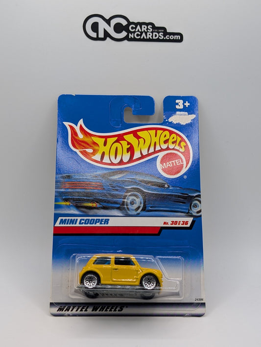 2000 Hot Wheels First Editions 30/36 Mini Cooper (Card Damage)