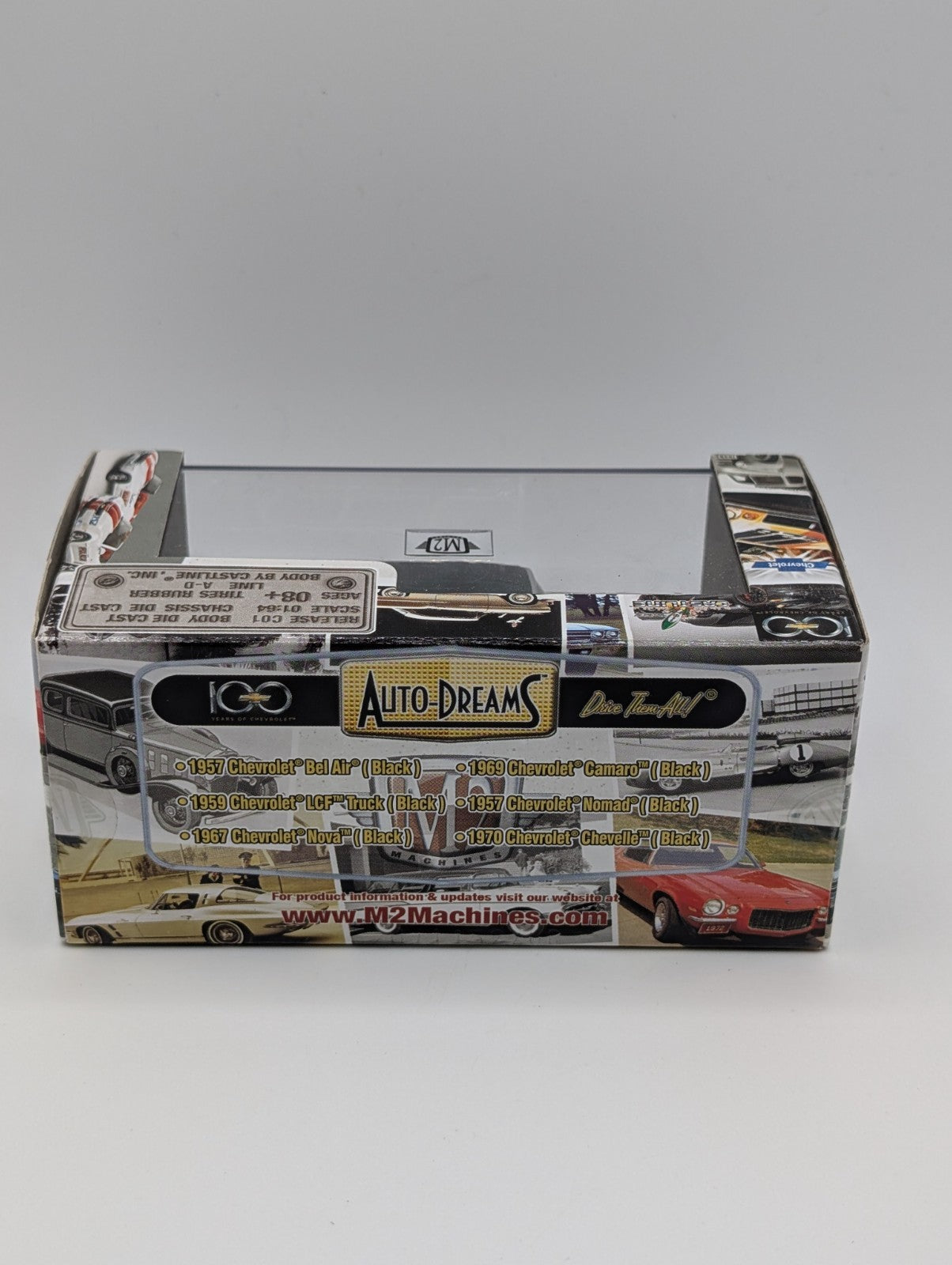 M2 Auto Dreams 100 Years Of Chevrolet 1957 Chevrolet Nomad 1:64