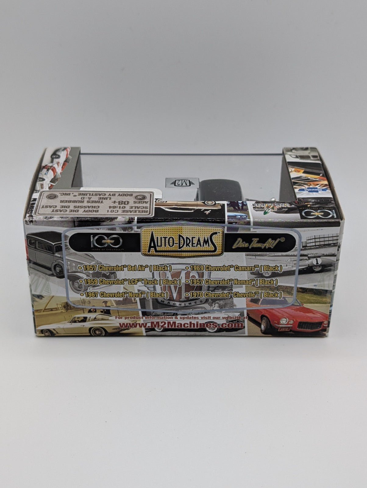 M2 Auto Dreams 100 Years Of Chevrolet 1959 Chevrolet LCF Truck 1:64