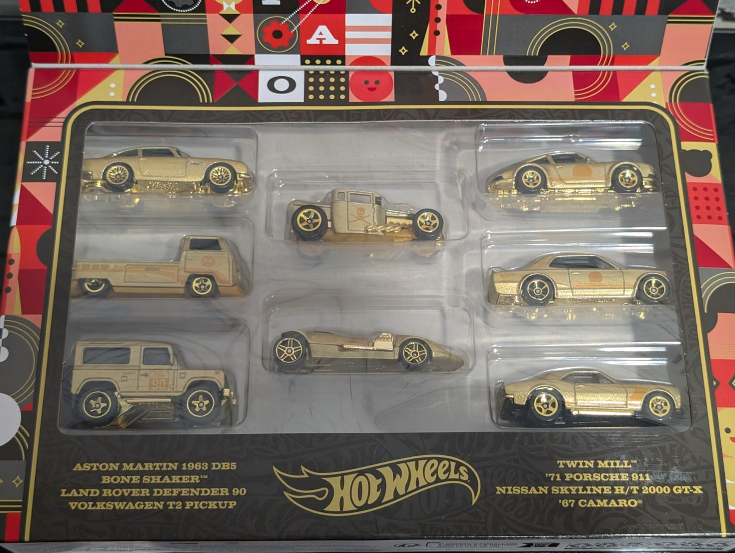 2022 Hot Wheels Multipack FAO Schwarz Gold Multipack 8 Pack Porsche/Skyline