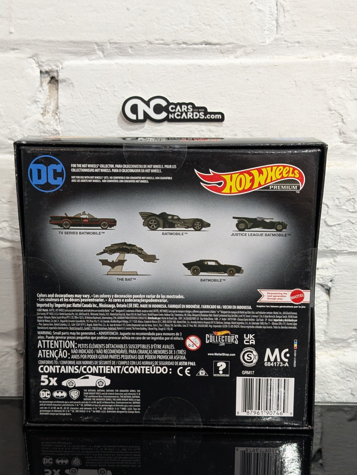2022 Hot Wheels Premium Batmobile Batman Bundle 5 Pack Sealed GRM17