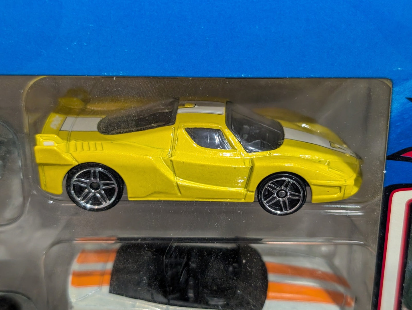 2009 Hot Wheels 10 Pack Ferrari 288 GTO & FXX '53 Chevy Exclusive (Soft Corners)