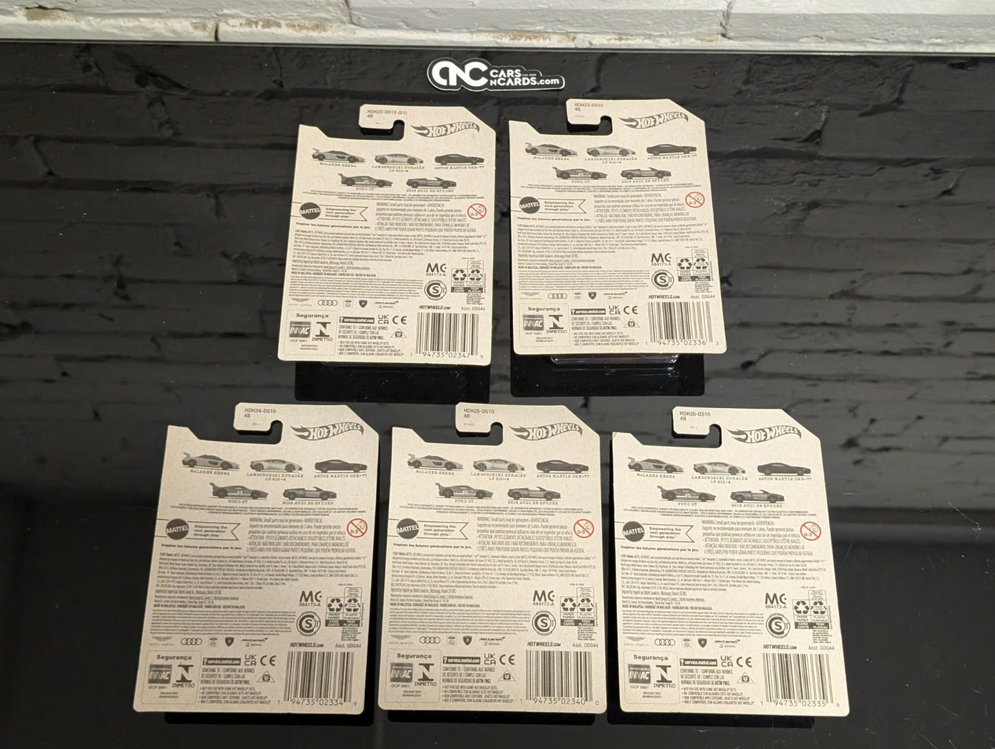 2022 Hot Wheels World Class Racers Series Set of 5 Cars (Soft Corners)