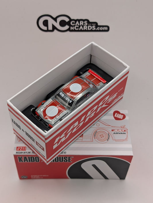 Kaido House x Mini GT Nissan Skyline 2000GT-R Kaido Works V2 Raw Chase KHMG211