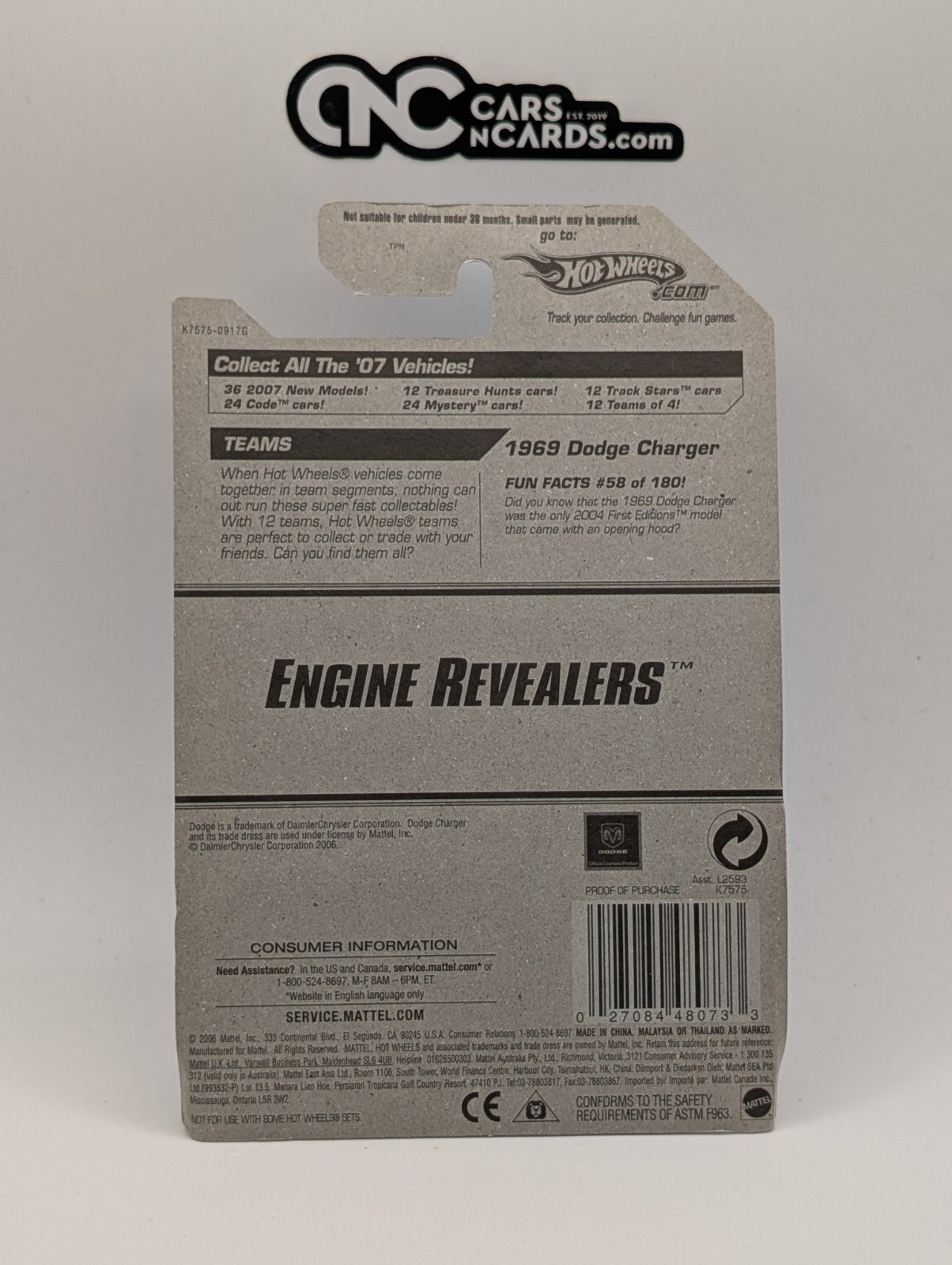 2007 Hot Wheels Engine Revealers 2/4 1969 Dodge Charger White (Card Damage)