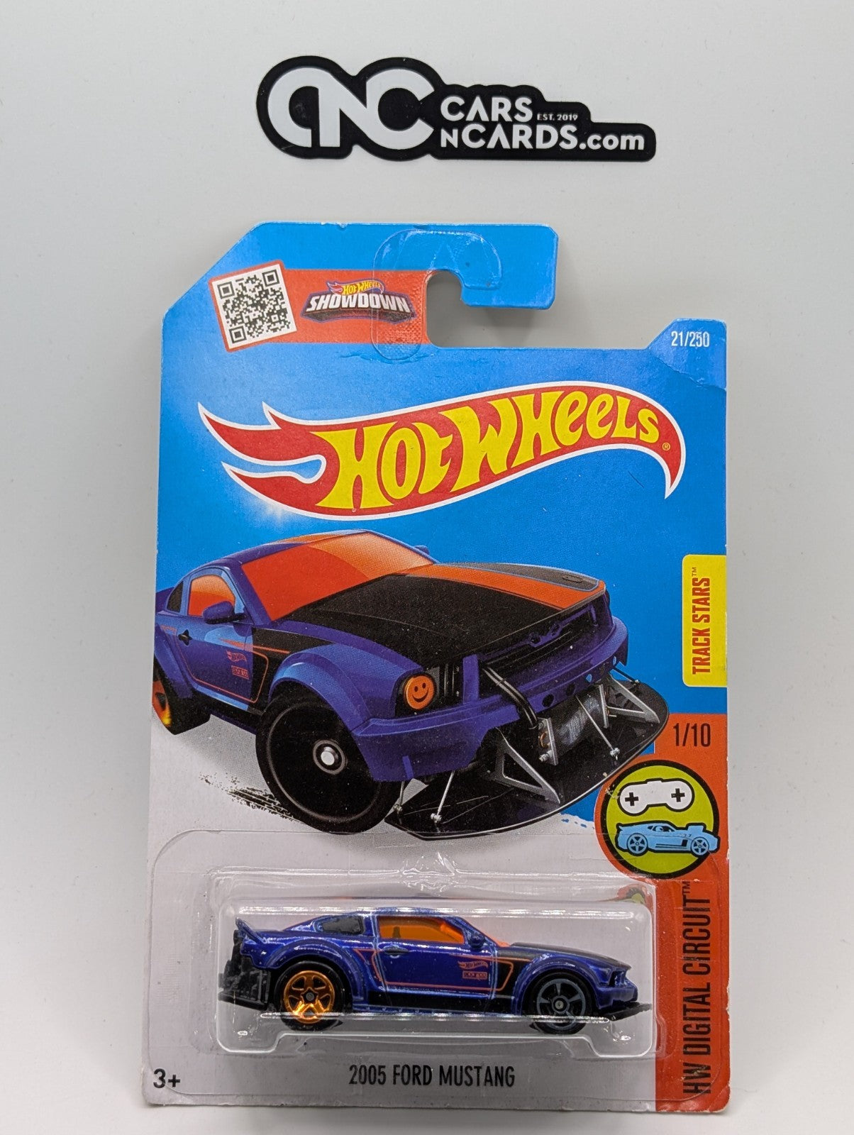2016 Hot Wheels HW Digital Circuit 1/10 2005 Ford Mustang Purple (Card Damage)