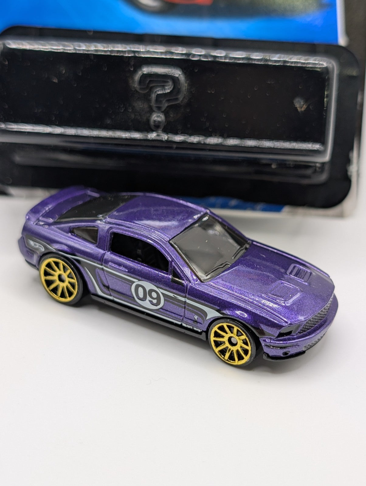2009 Hot Wheels Mystery Cars 22/24 '07 Shelby GT-500 Loose P2508