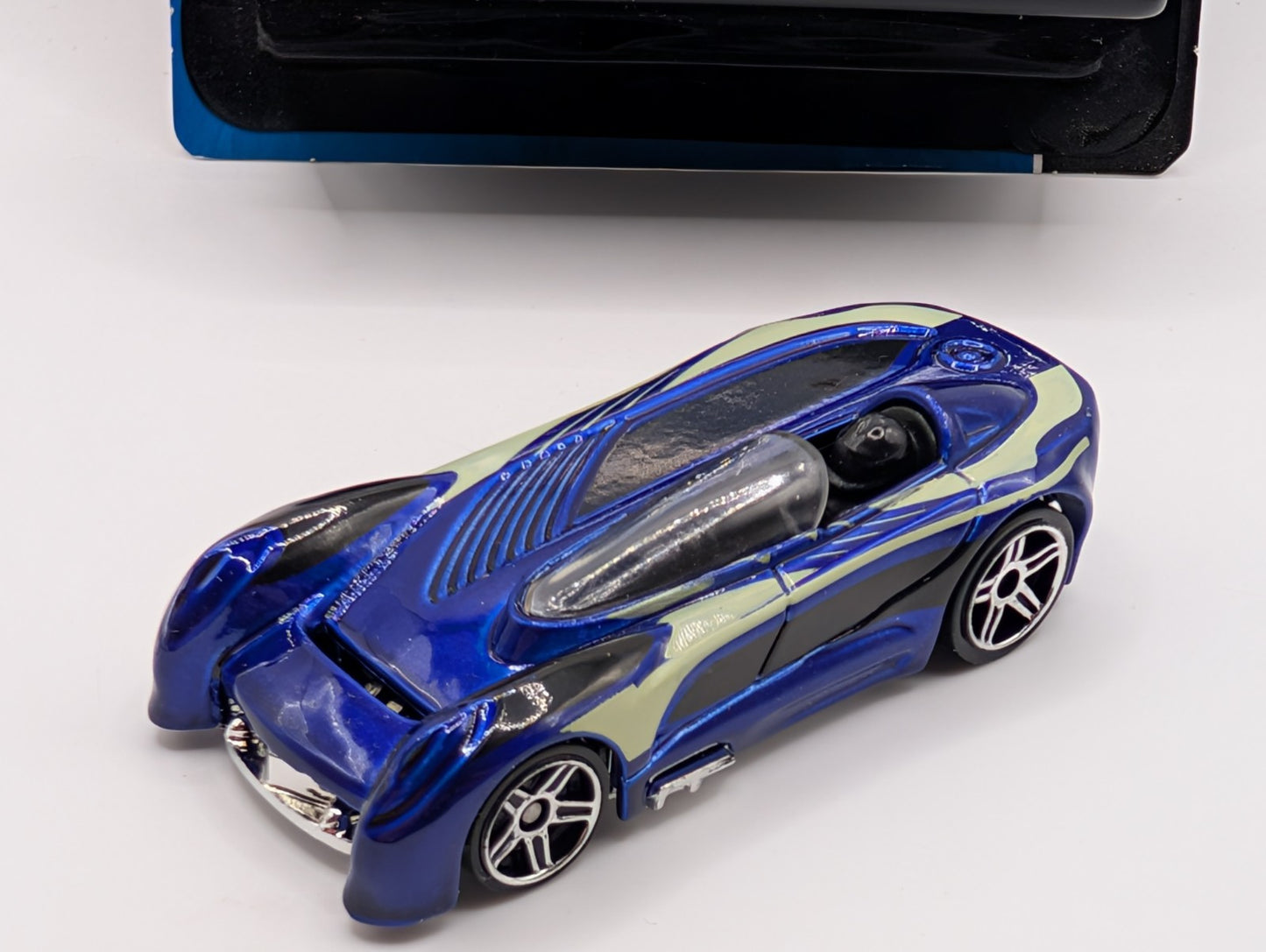 2008 Hot Wheels Mystery Cars 12/24 Monoposto Blue Loose M6954
