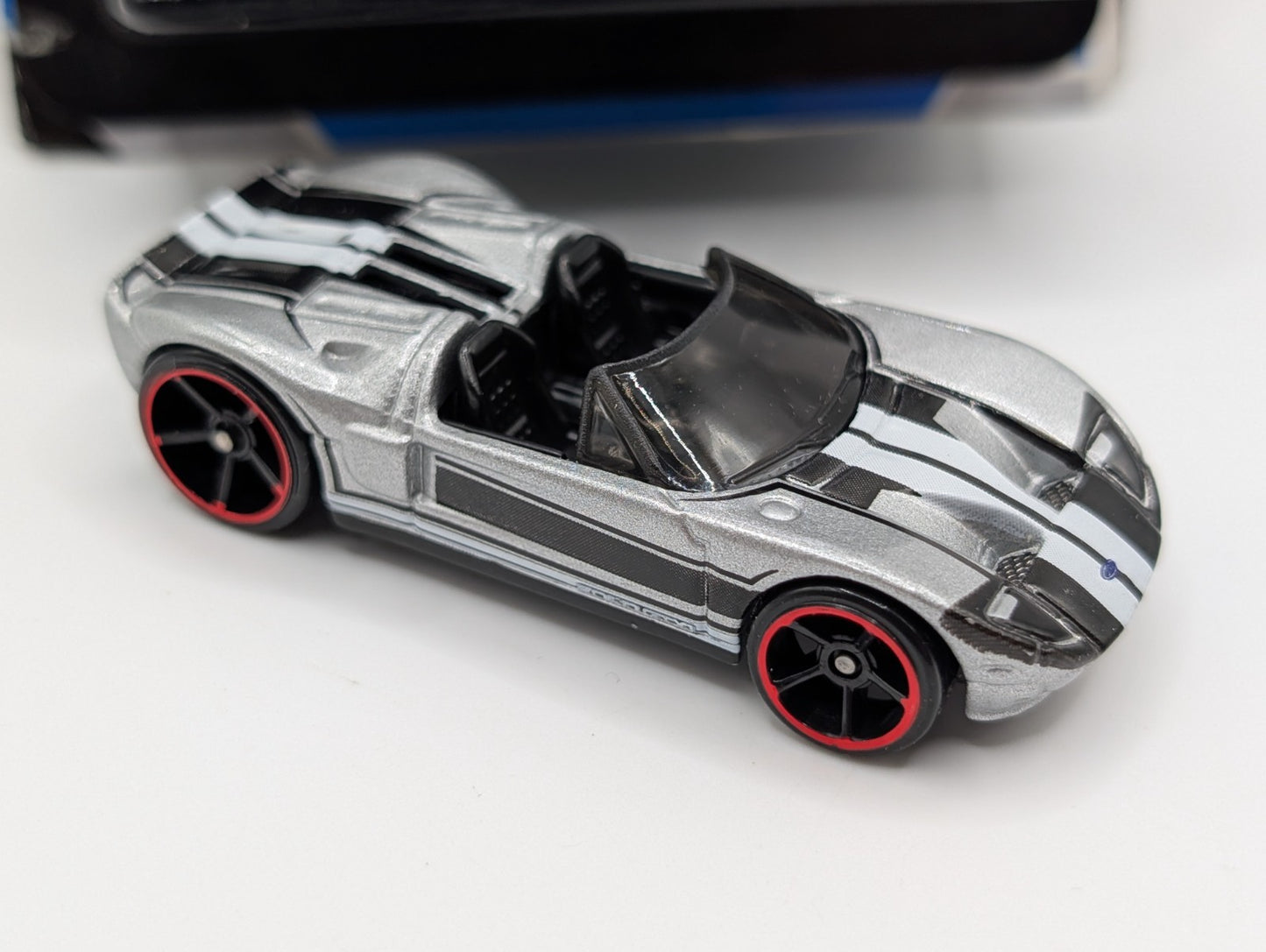 2009 Hot Wheels Mystery Cars 7/24 Ford GTX1 Silver Loose P2493