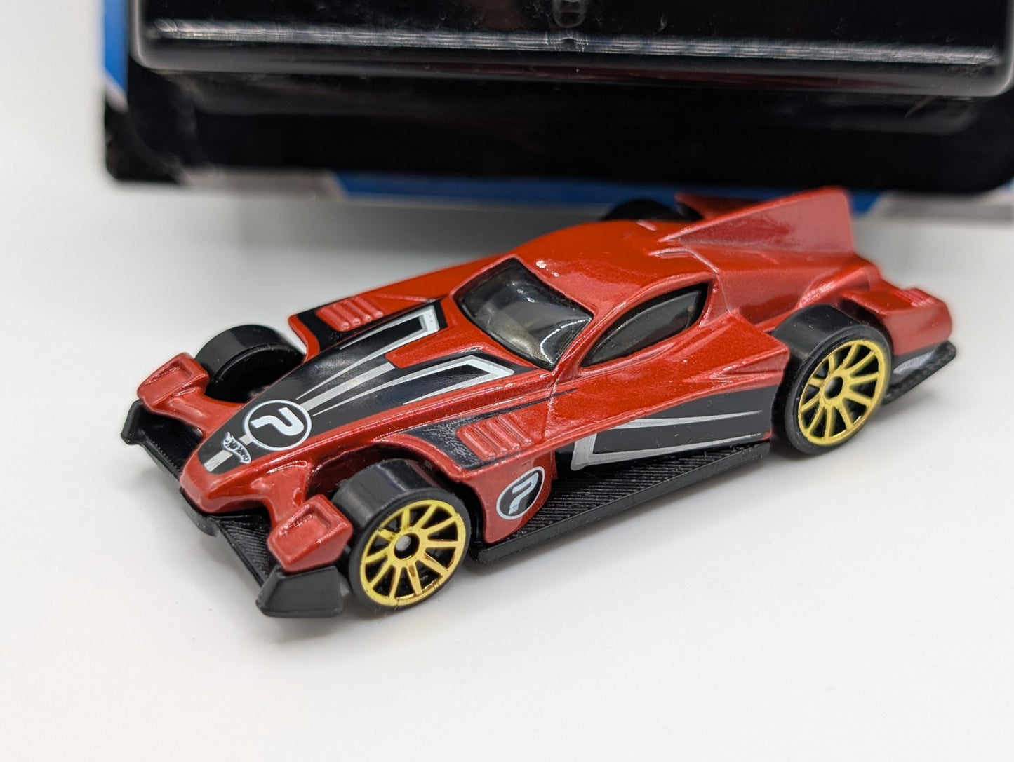 2010 Hot Wheels Mystery Cars 8/24 Formul8r Red R7477