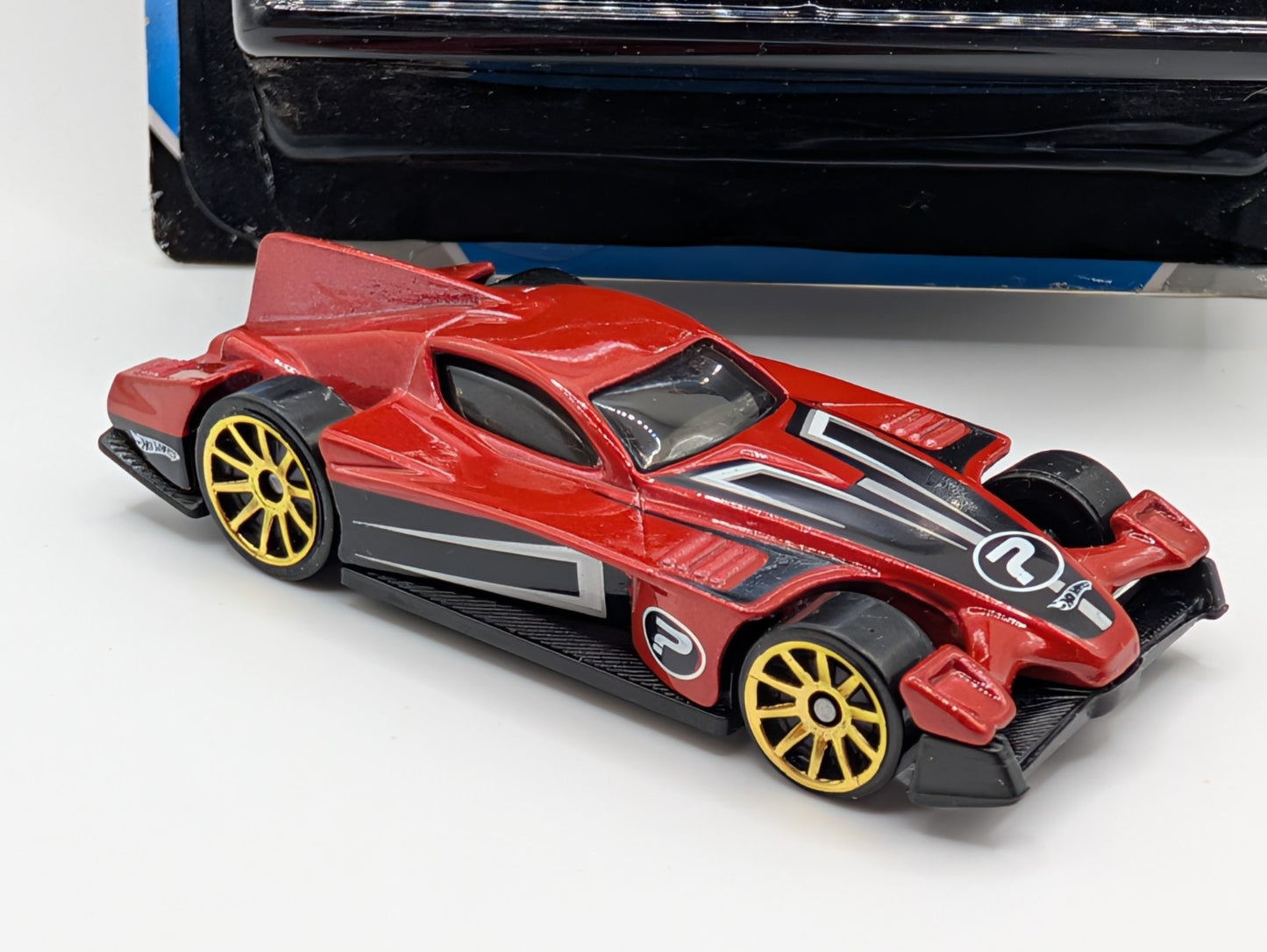 2010 Hot Wheels Mystery Cars 8/24 Formul8r Red R7477