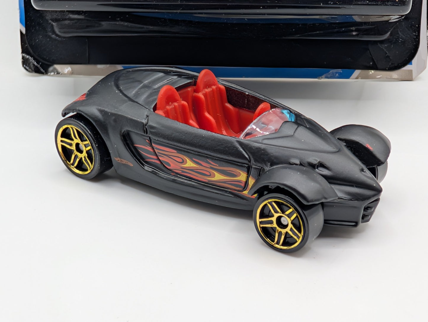 2010 Hot Wheels Mystery Cars 12/24 Hyundai Spyder Concept Black Loose R7481