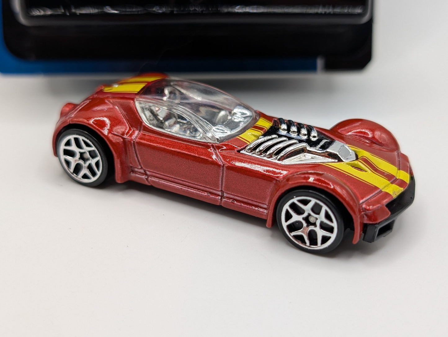 2008 Hot Wheels Mystery Cars 10/24 Ballistik Red Loose M6949