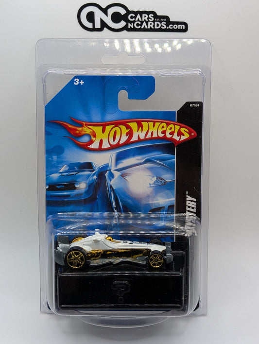 2007 Hot Wheels Mystery Cars 13/24  F-Racer White Loose #169