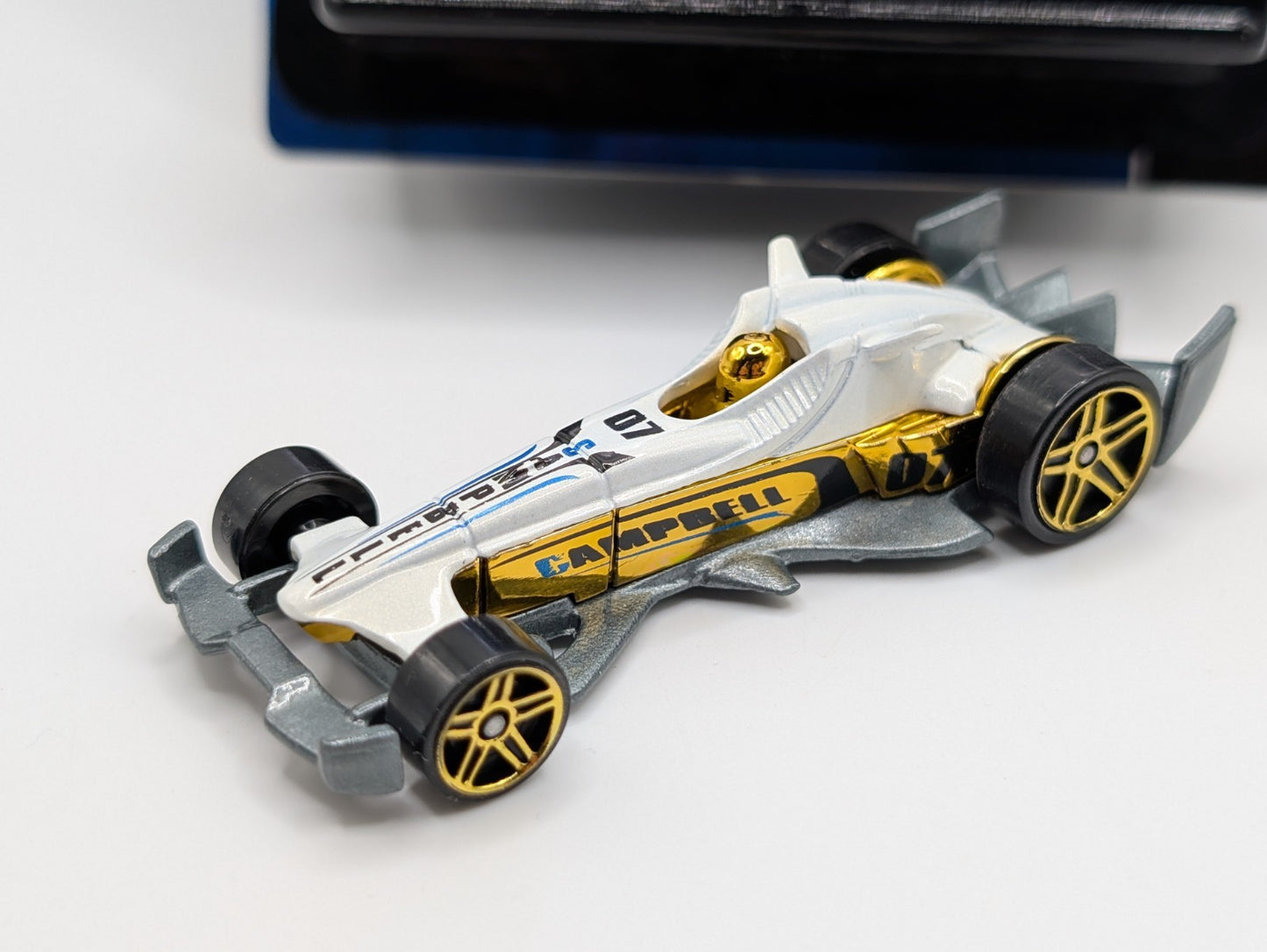 2007 Hot Wheels Mystery Cars 13/24  F-Racer White Loose #169