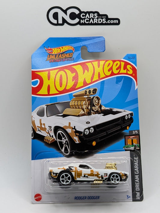 2023 Hot Wheels HW Dream Garage 2/5 Rodger Dodger White 32/250 (Hook Crease)