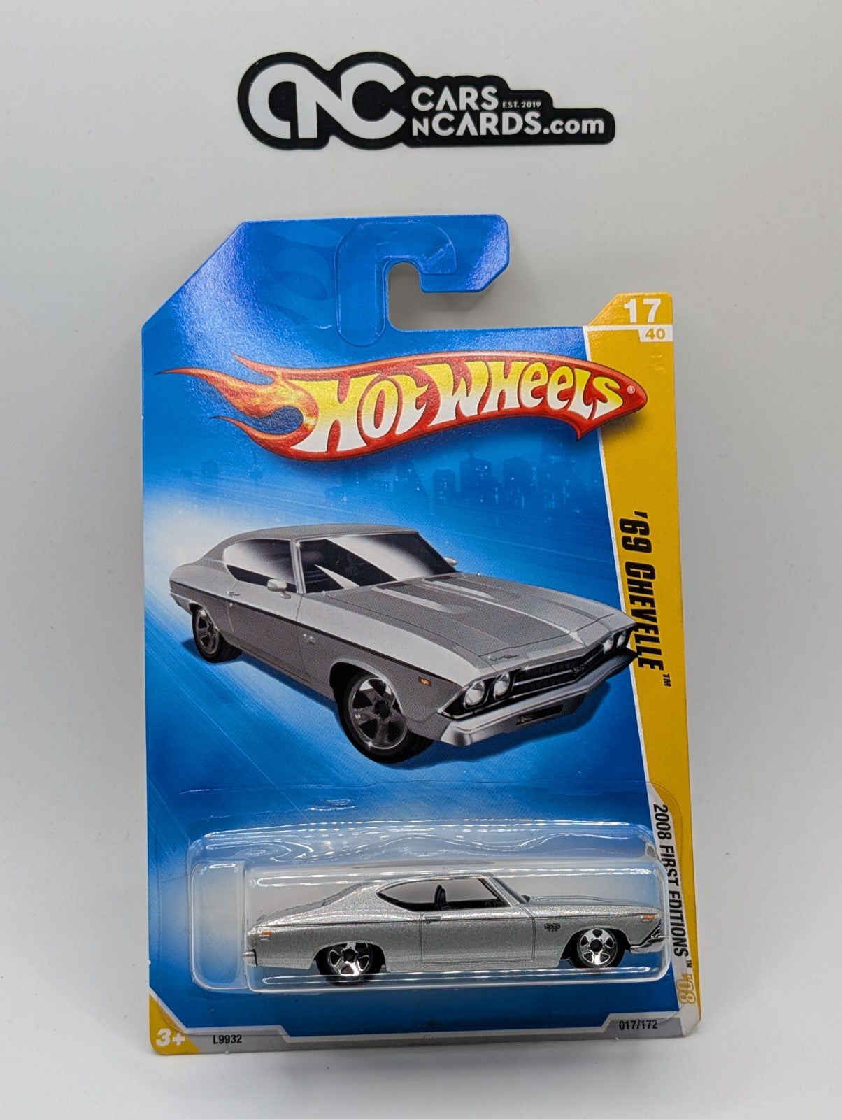 2008 Hot Wheels First Editions 17/40 '69 Chevelle Silver 17/172 (Light Crease)