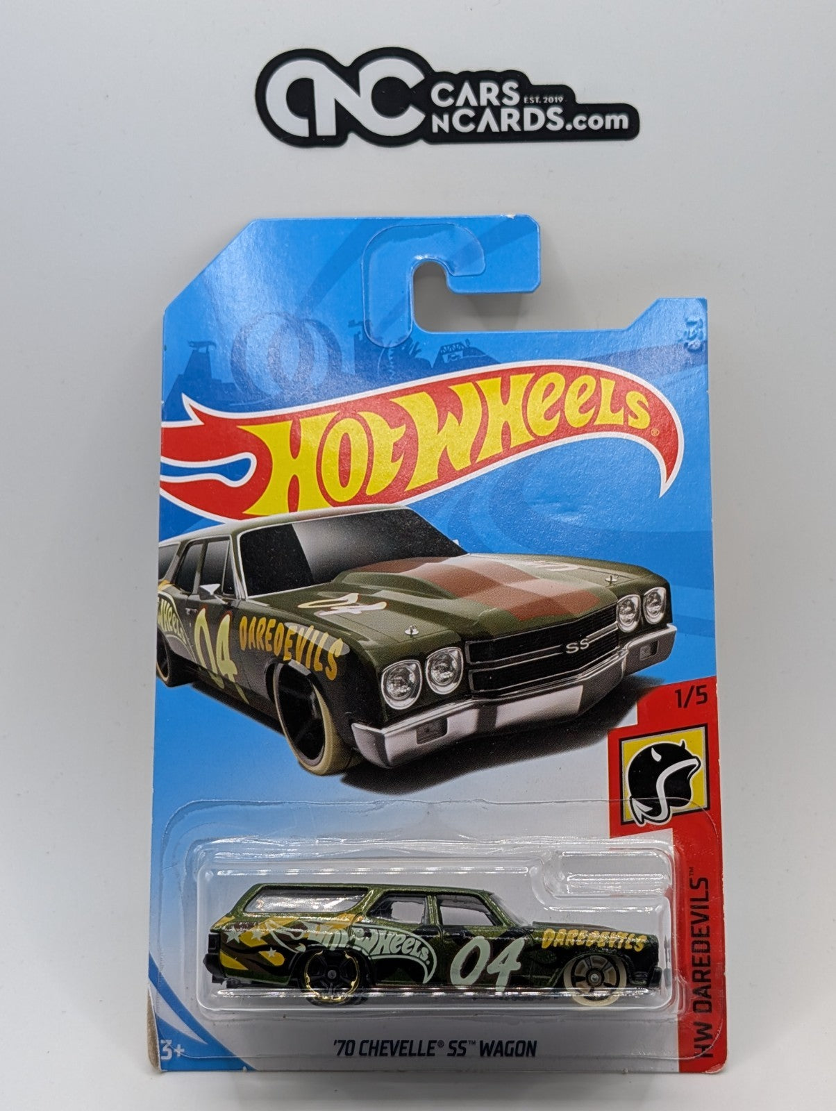 2018 Hot Wheels HW Daredevils '70 Chevelle SS Wagon Green (Card Damage)