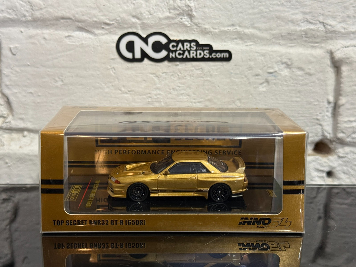 INNO64 1:64 TOP SECRET BNR32 GT-R (650R) Gold IN64-R32TS-650R