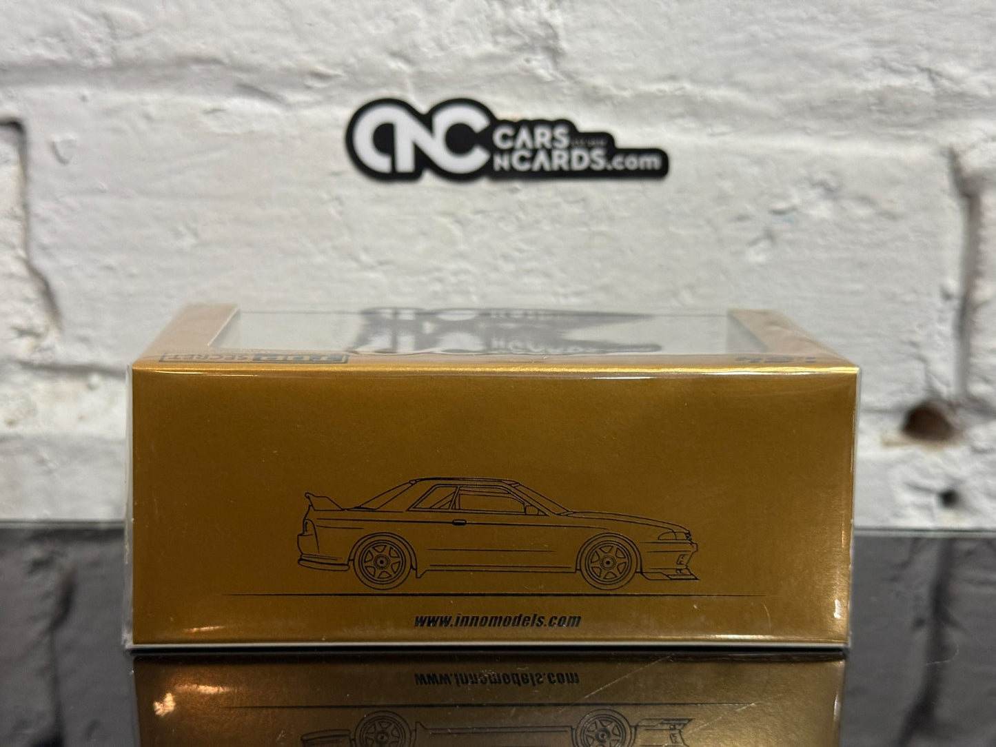 INNO64 1:64 TOP SECRET BNR32 GT-R (650R) Gold IN64-R32TS-650R