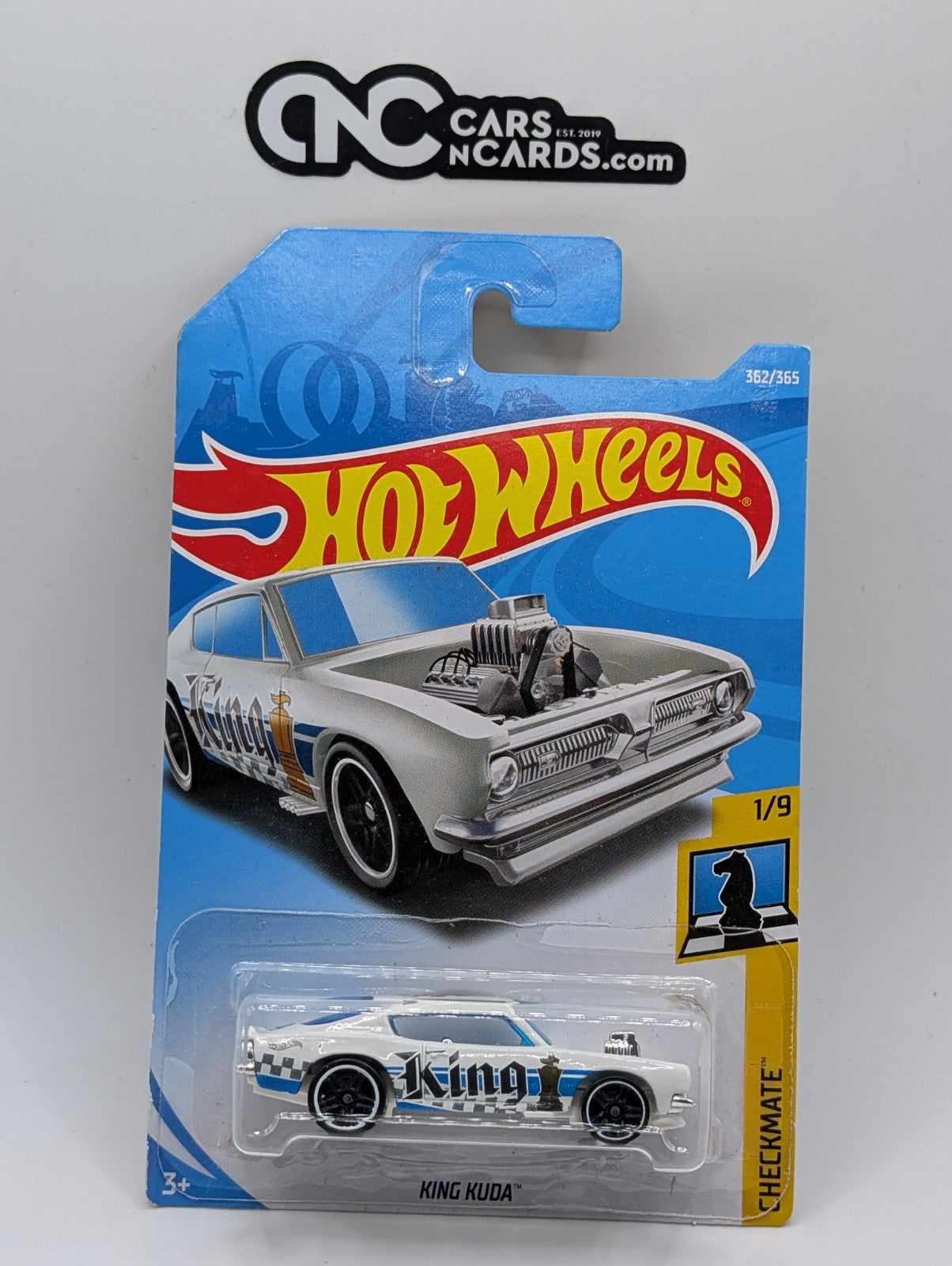2018 Hot Wheels Checkmate 1/9 King Kuda White 362/365 (Card Damage)