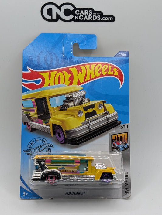 2020 Hot Wheels HW Metro 2/10 Road Bandit Yellow 7/250 (Card Damage)