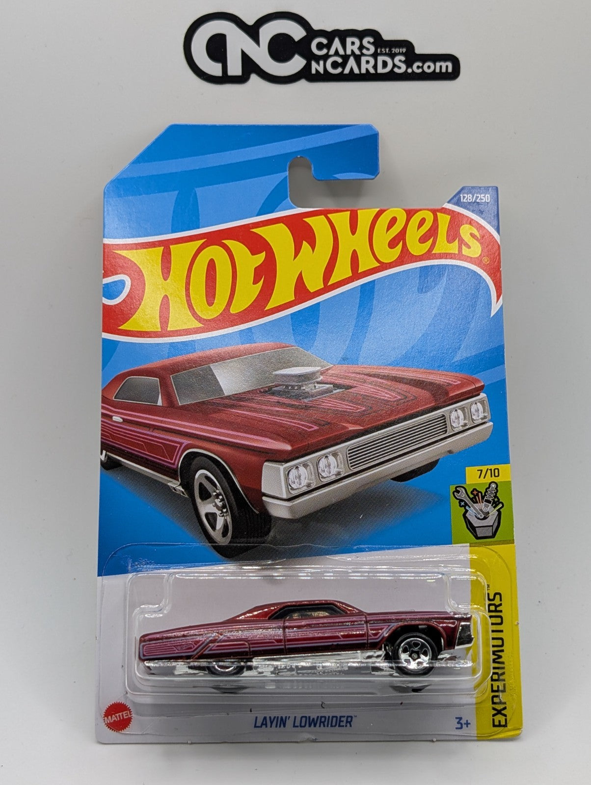 2022 Hot Wheels Experimotors 7/10 Layin' Lowrider Red 128/250 (Card Damage)