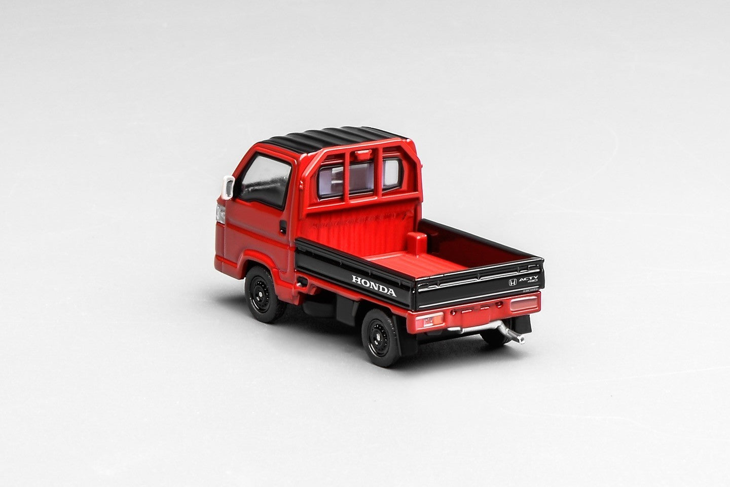 Motorhelix Intern Series 1:64 Honda ACTY Truck Flame Red x Black M65602