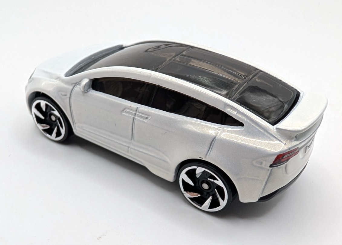 2017 Hot Wheels Factory Fresh Tesla Model X White LOOSE