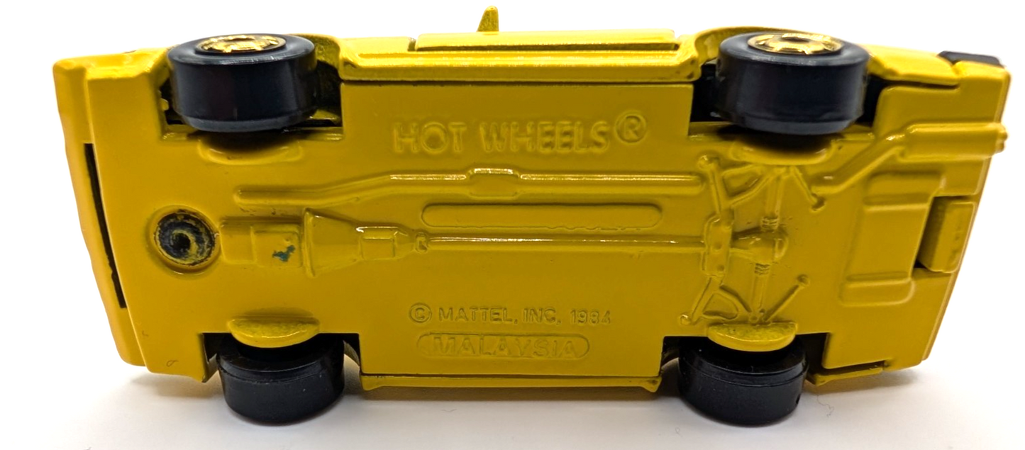 1987 Hot Wheels Nissan 300ZX Yellow Opening Doors LOOSE