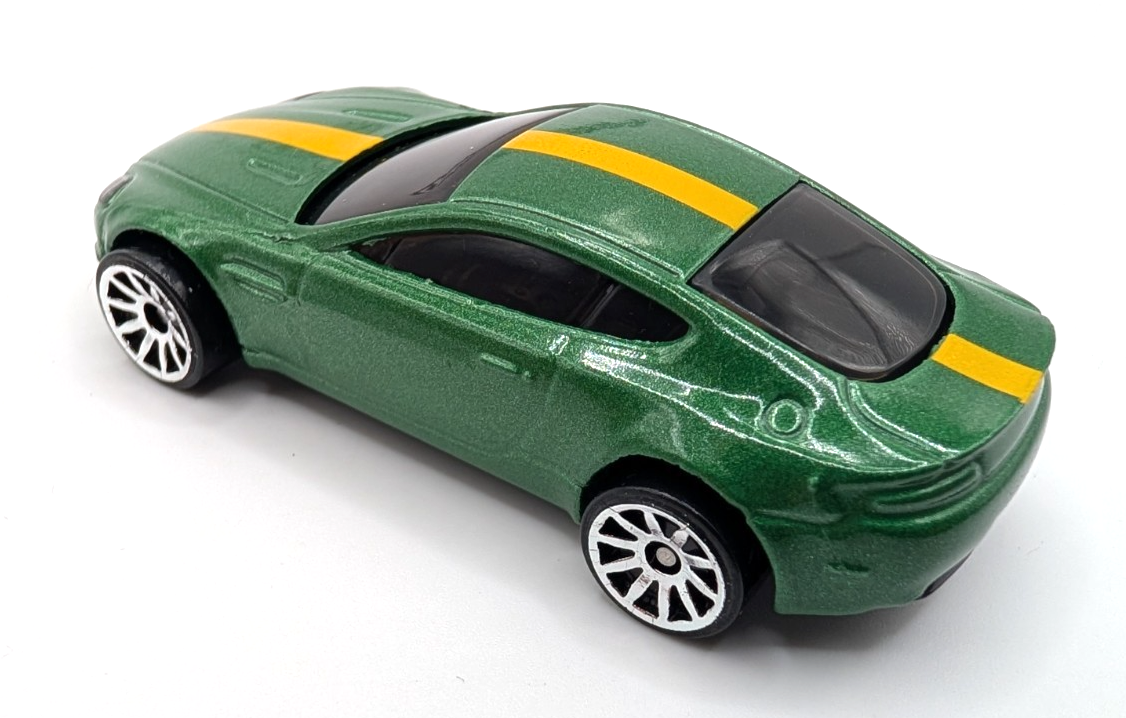 Hot Wheels 5 Pack Exclusive Exotics Aston Martin V8 Vantage LOOSE