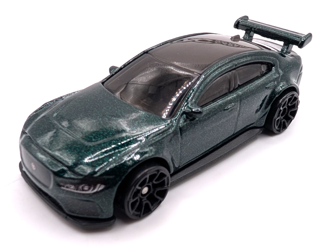 2020 Hot Wheels Nightburnerz 6Jaguar XE SV Project 8 LOOSE