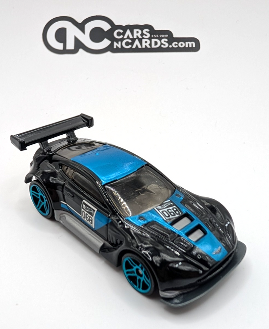 2015 Hot Wheels HW Race Aston Martin Vantage GT3 Black LOOSE