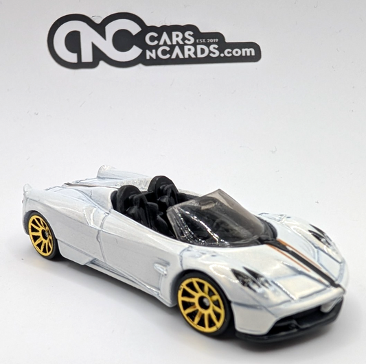 2023 Hot Wheels HW Roadsters '17 Pagani Huayra Roadster White LOOSE