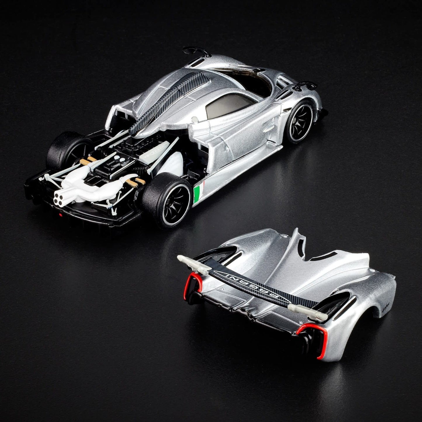 2026 Hot Wheels RLC Exclusive ’21 Pagani Huayra R