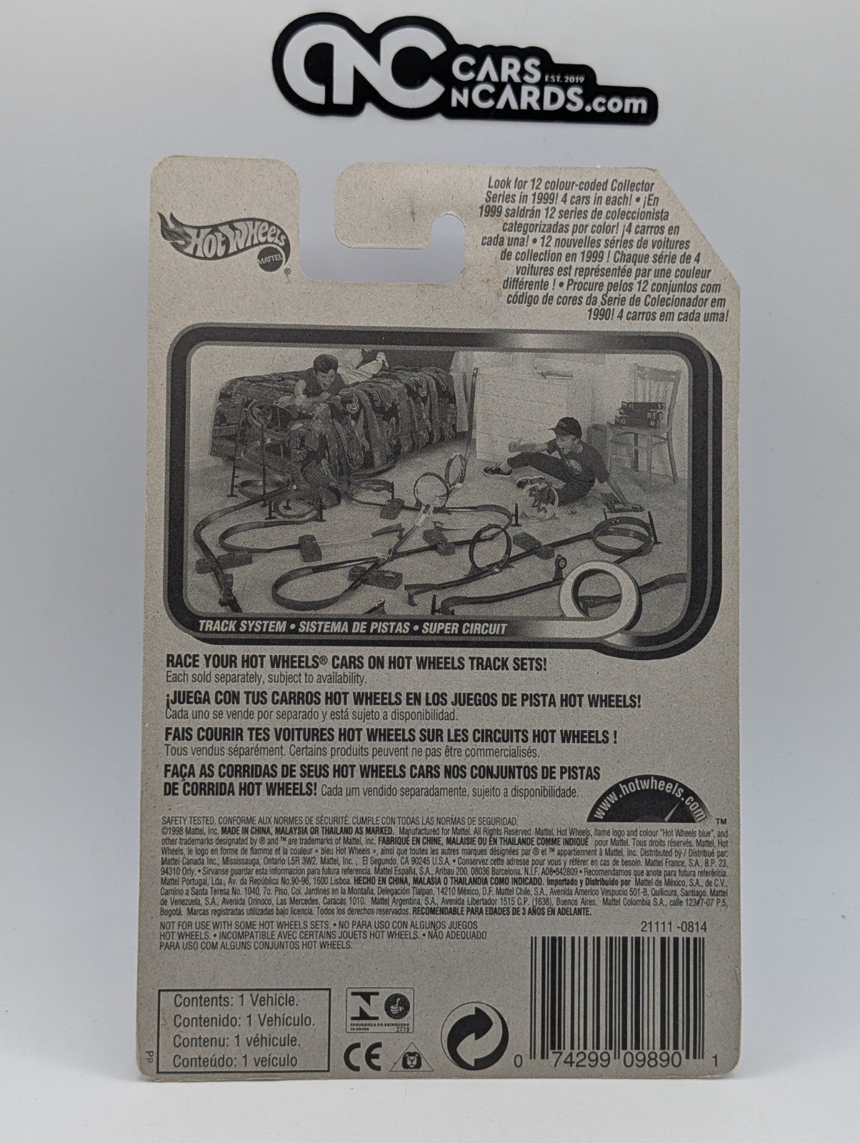1999 Hot Wheels Street Art 4/4 School Bus 21111 (Soft Corners)