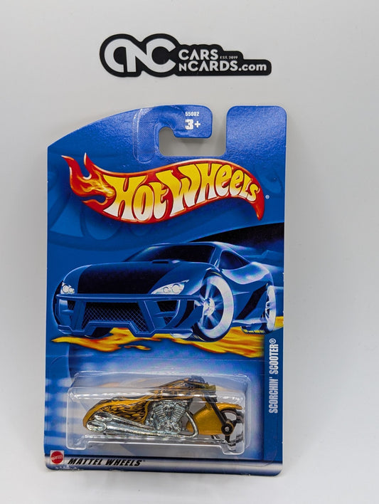 2002 Hot Wheels Scorchin' Scooter Gold #197 (Soft Corners)