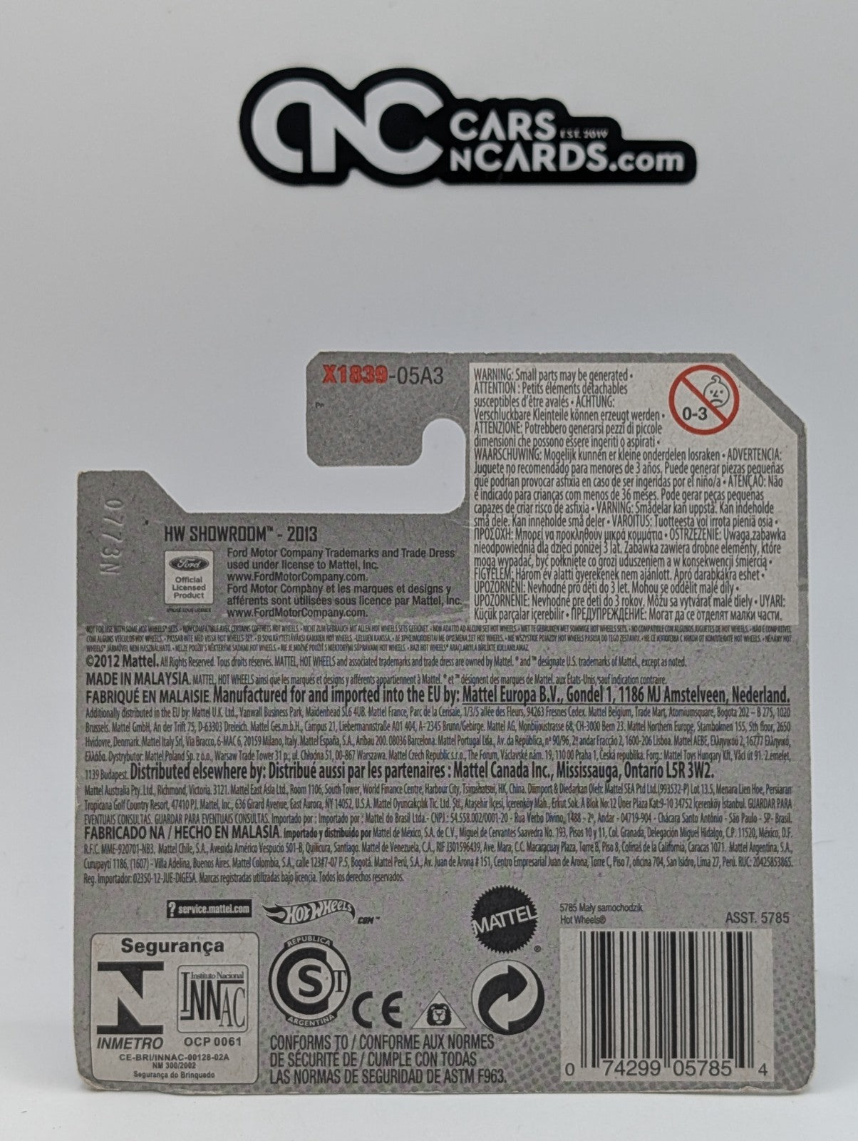 Hot Wheels HW Showroom Shoe Box Red 188/250 Short Card (Card Damage)