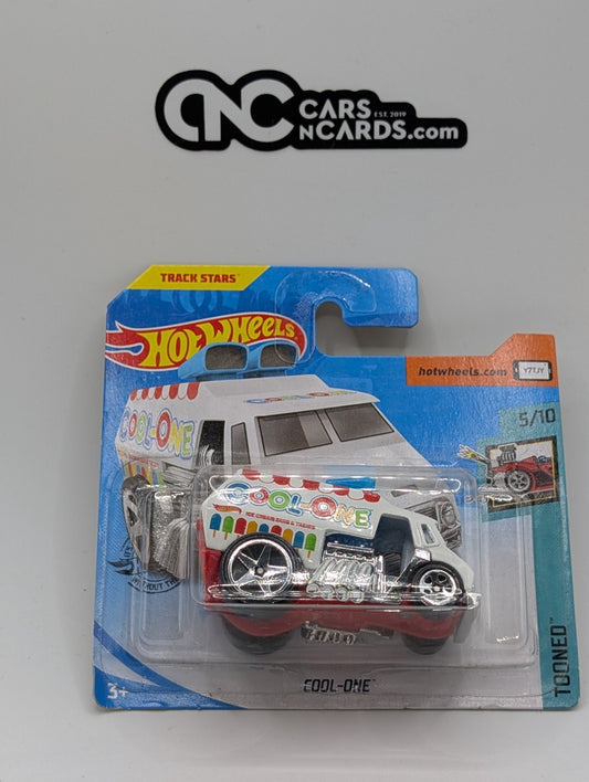 Hot Wheels Tooned 5/10 Cool One White Short Card (Card Damage)