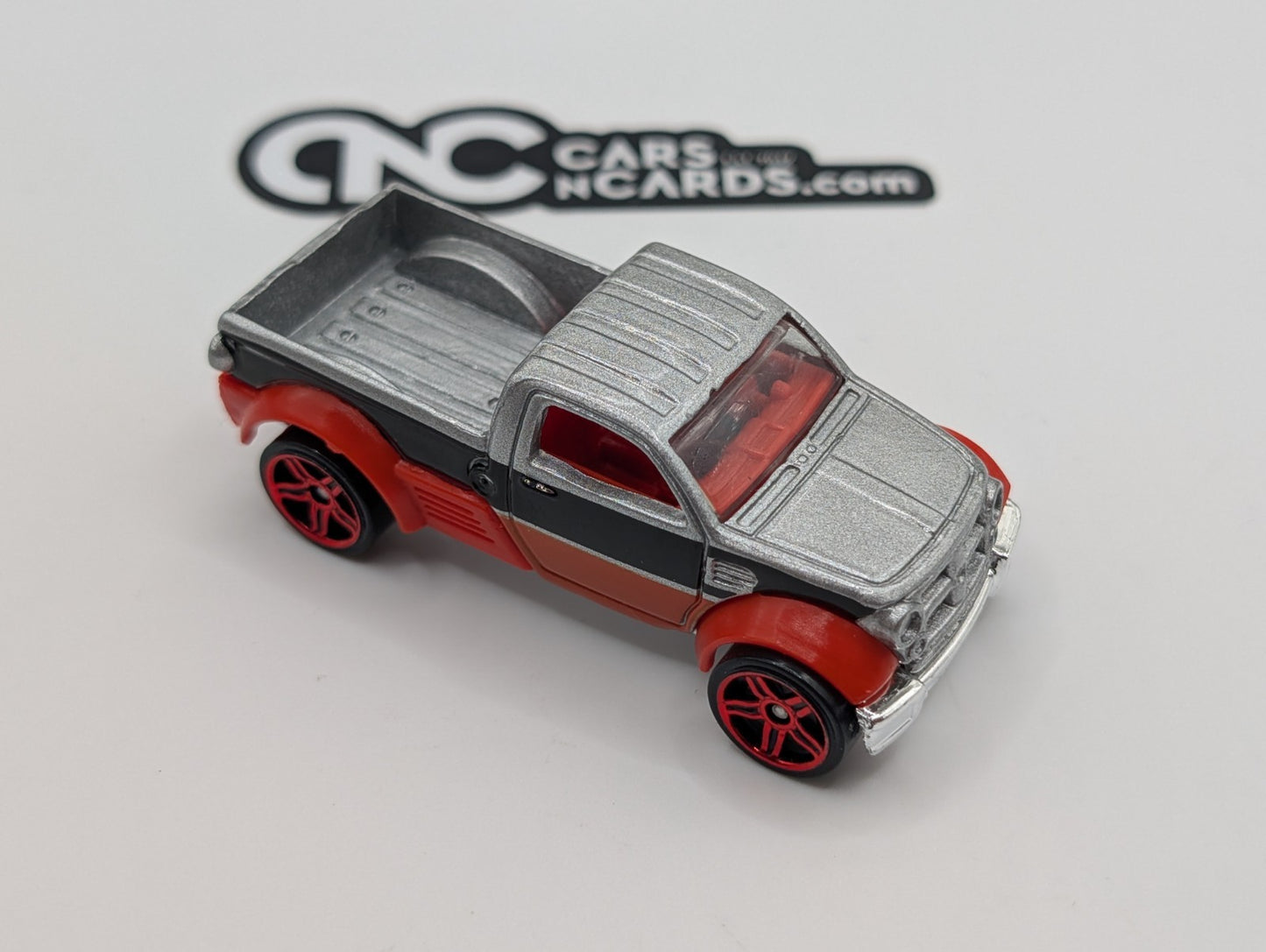 2007 Hot Wheels Mystery Cars Dodge M80 Concept Silver LOOSE