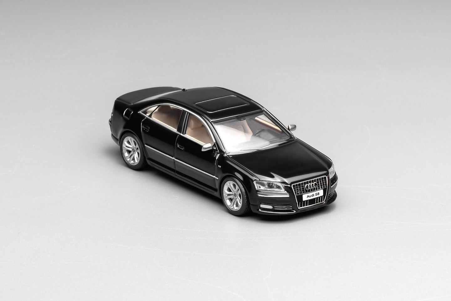 Motorhelix Intern Series 1:64 Audi S8 (D3) Facelift 2008 Brilliant Black M68216