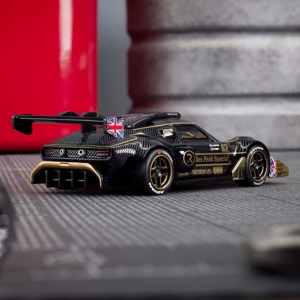 2026 Hot Wheels Elite 64 Radford Type 62-2 Pikes Peak With Protector
