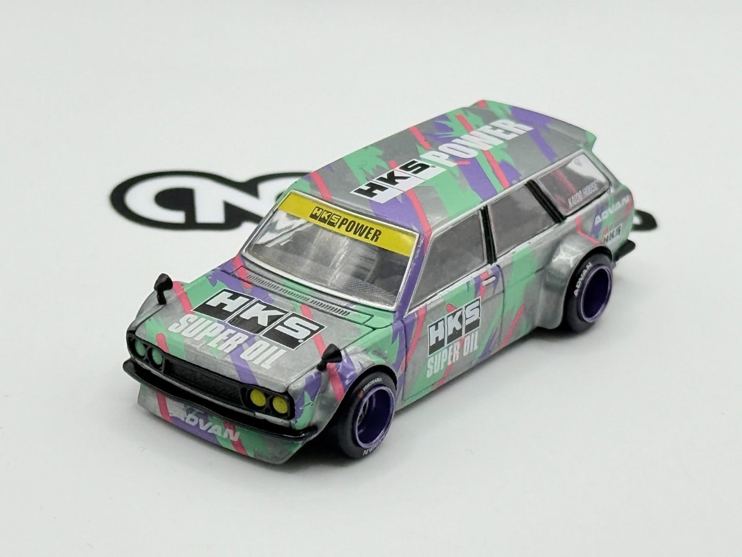Mini GT x Kaido House KHMG144 Datsun Kaido 510 Wagon HKS V1 Chase Open Box