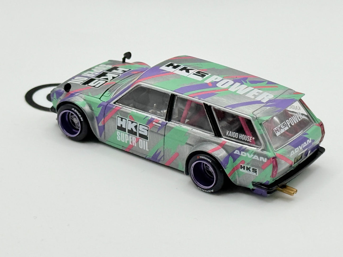 Mini GT x Kaido House KHMG144 Datsun Kaido 510 Wagon HKS V1 Chase Open Box