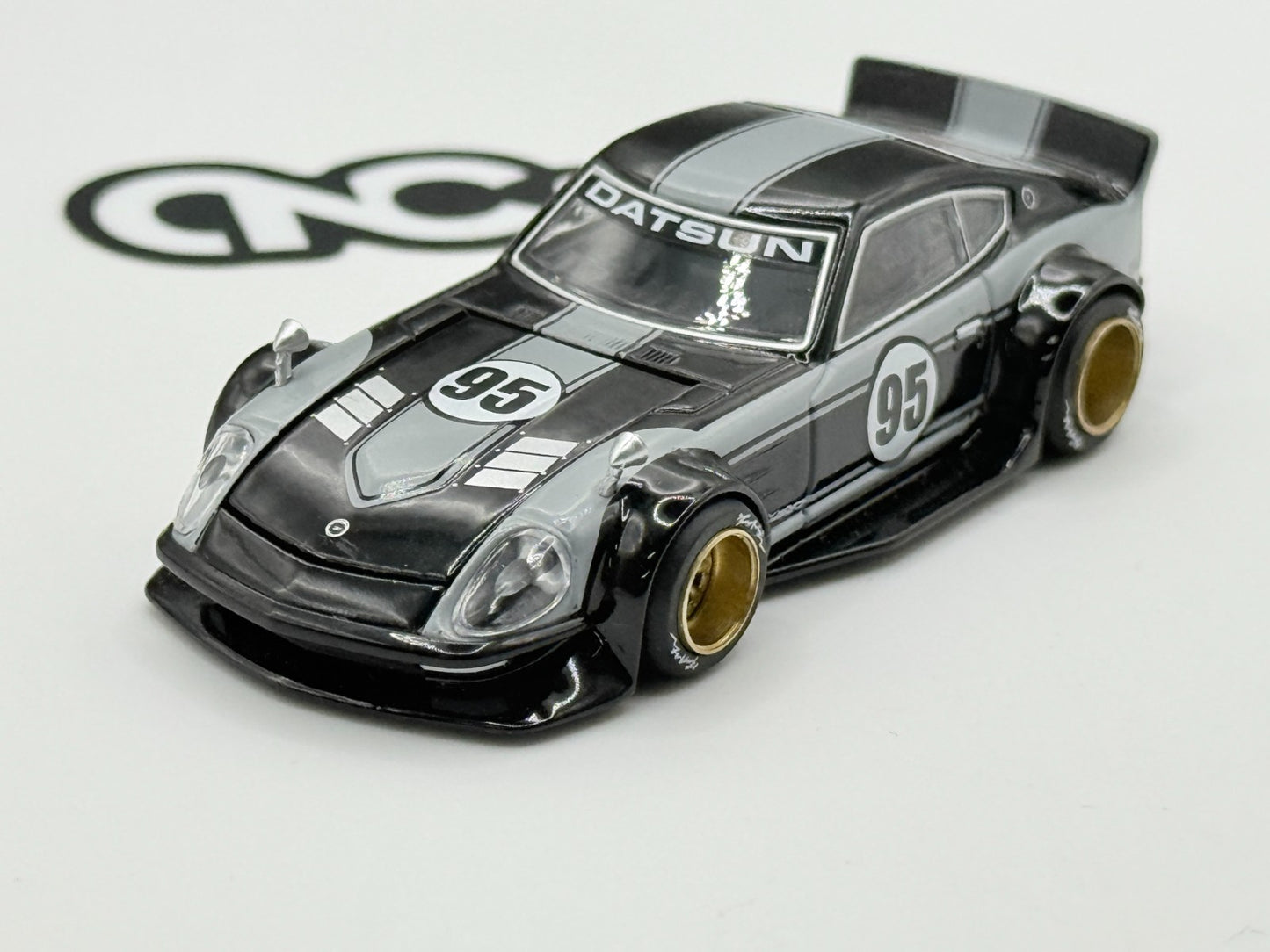 Kaido House x Mini GT KHMG079 Datsun Fairlady Z Kaido GT 95 CHASE Open Box